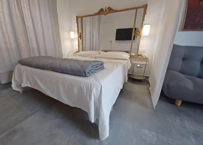 Appia - Loft Con Giardino