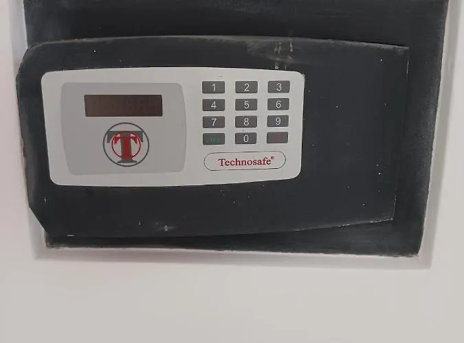 Appia - Loft Con Giardino Apartment Rom